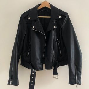Zara ~ Classic biker style jacket